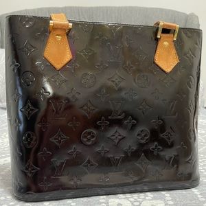 Louis Vuitton Houston Vernis bag